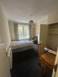 1 bedroom in a house share to rent, Effingham Road, Bristol BS6