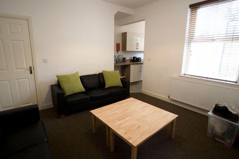 undefined, 3 Grimsby Terrace, City Centre, Nottingham, NG3 1DN