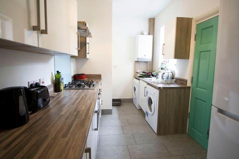 undefined, 3 Grimsby Terrace, City Centre, Nottingham, NG3 1DN