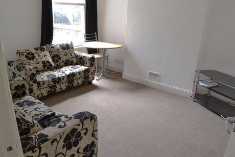 4 bedroom house to rent, 40 Rothesay Avenue, Lenton, Nottingham, NG7 1PU