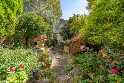 4 Sion Hill, Bristol, BS8 4BA