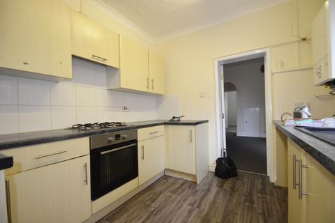 3 bedroom terraced house to rent, Denbigh Road, Norwich NR2