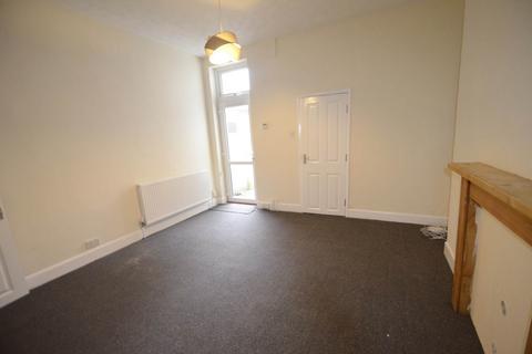 3 bedroom terraced house to rent, Denbigh Road, Norwich NR2