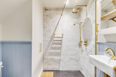 33 Willoughby Road, London, NW3 1RT