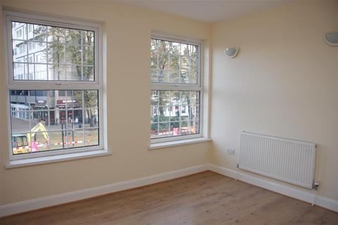 1 bedroom apartment to rent, Rushey Green, London, SE6