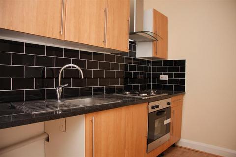 1 bedroom apartment to rent, Rushey Green, London, SE6