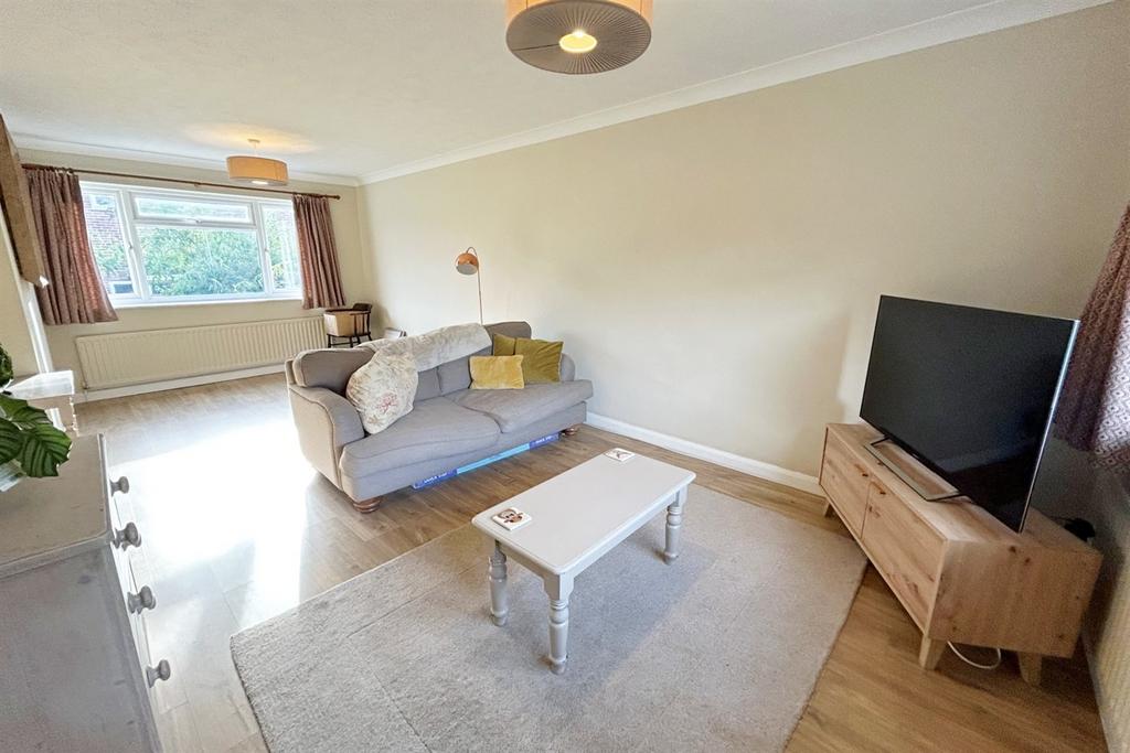 Sitting/Dining Room