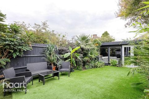23 Warwick Road, London, SE20 7YN