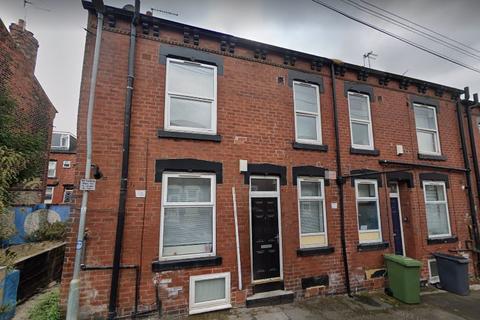 3 bedroom end of terrace house for sale, Autumn Place, Burley, Leeds, LS6