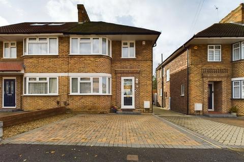3 bedroom semi-detached house for sale - Aldridge Avenue, Ruislip, HA4