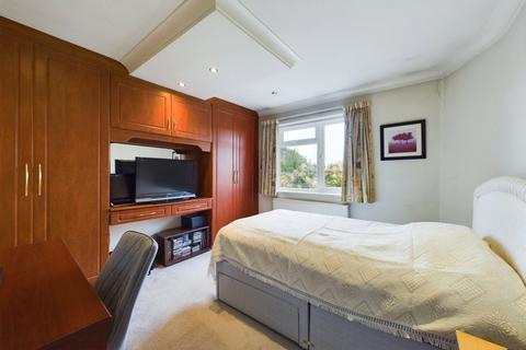 12 Aldridge Avenue, Ruislip, HA4 9JU