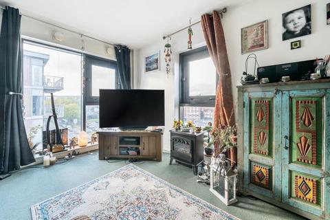 undefined, Swindon,  Wiltshire,  SN1