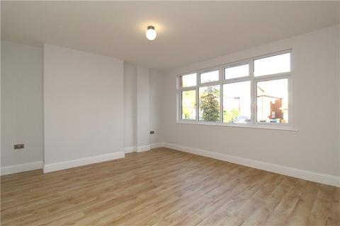 3 bedroom semi-detached house to rent, Petworth Road, London, N12