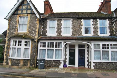 6 bedroom house to rent, Beaconsfield Road, Canterbury