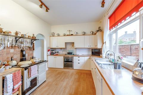 22 West Avenue, Exeter, EX4 4SD