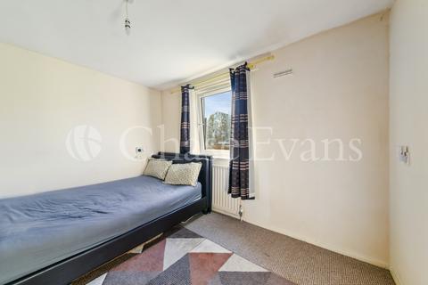 6 Loxley Close, London, SE26 5DU