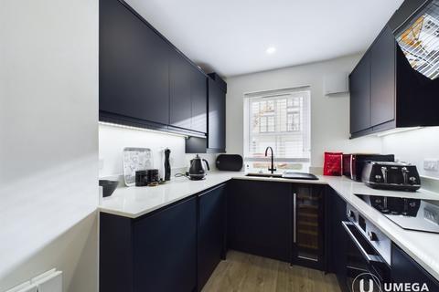 2 bedroom flat to rent, Huntingdon Place, Bellevue, Edinburgh, EH7