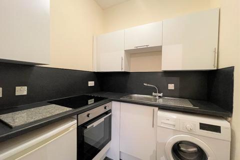 1 bedroom flat to rent, Calder Street, Glasgow, G42