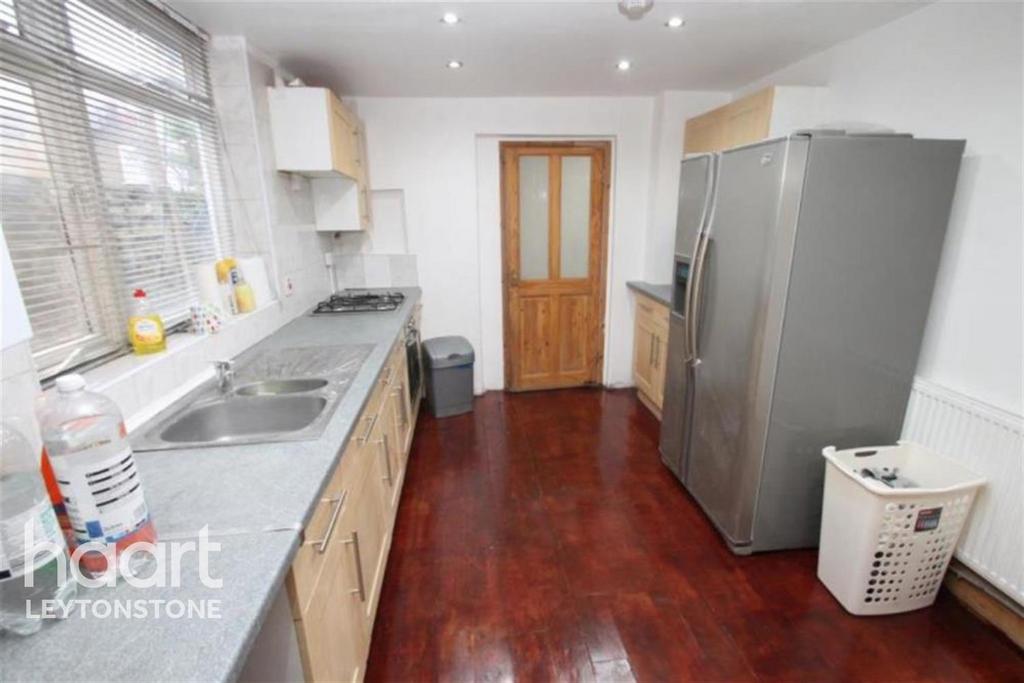 Leytonstone, E11 4 bed house share £950 pcm (£219 pw)