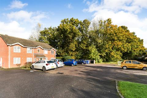 33 Birch Grove, Hook, RG27 9RJ