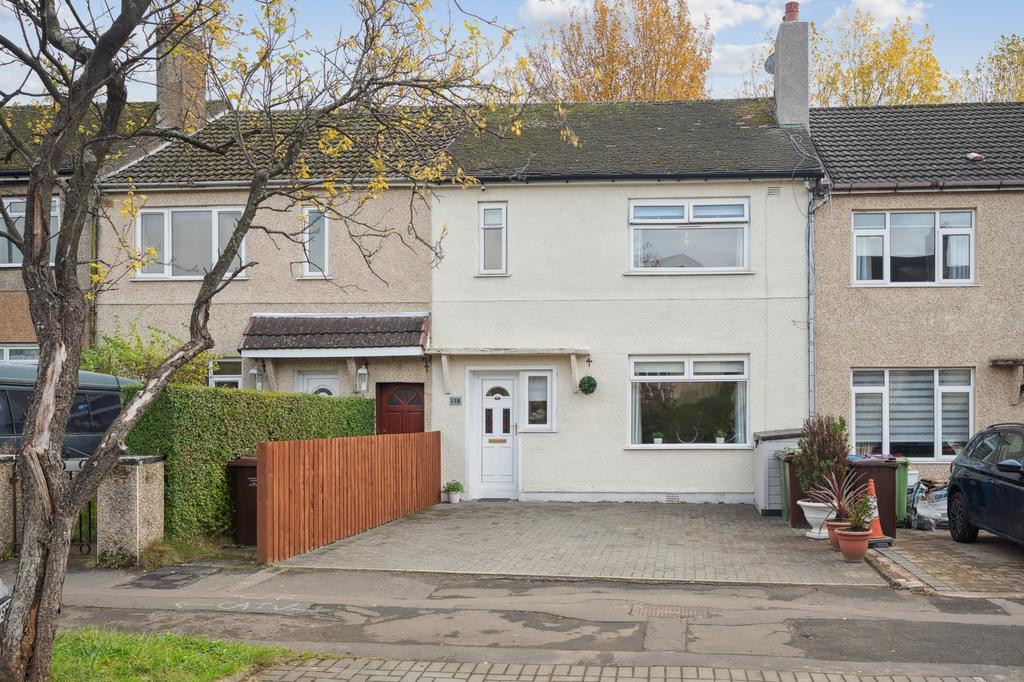 Churchill Drive, Broomhill, Glasgow, G11 7EZ 3 bed terraced house for