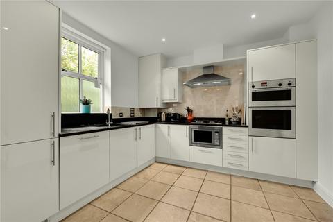2 bedroom apartment for sale, Ellesmere Road, Weybridge, Surrey, KT13