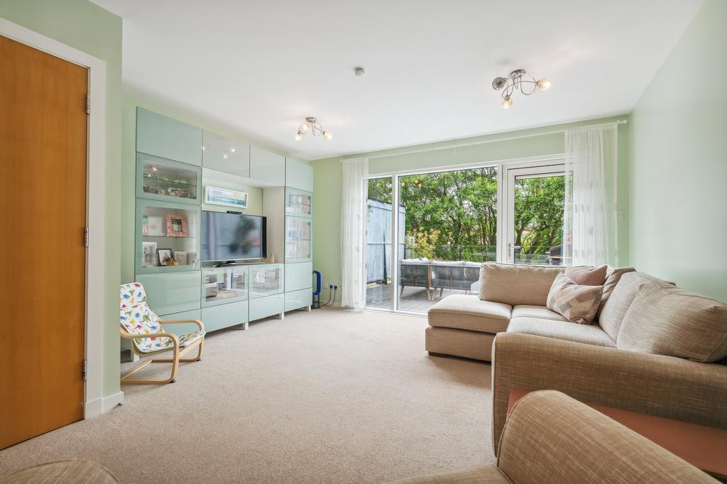 Shuna Crescent, Maryhill, Glasgow, G20 9QS 3 bed townhouse for sale £