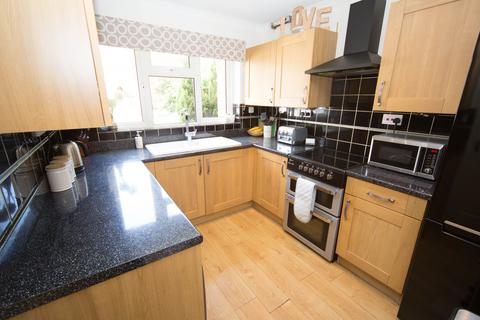 2 bedroom semi-detached house to rent, Huntington Drive, Pontprennau, Cardiff, CF23