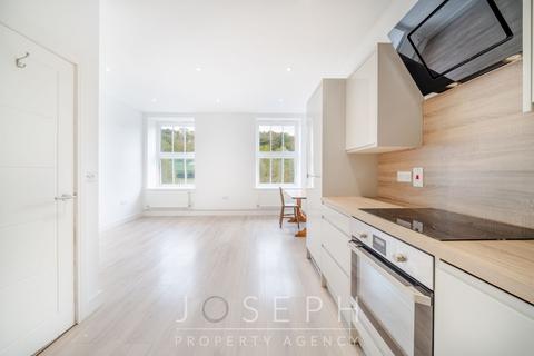 2 bedroom apartment for sale - Burrell Road, Ipswich, IP2