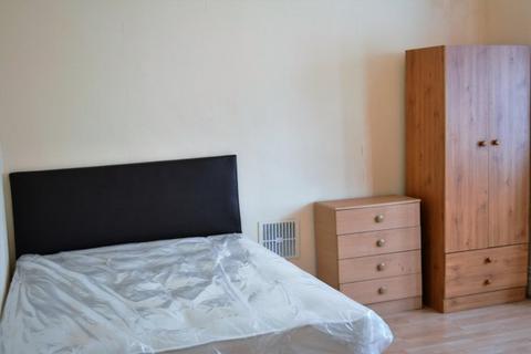 4 bedroom house share to rent, Duncan Road