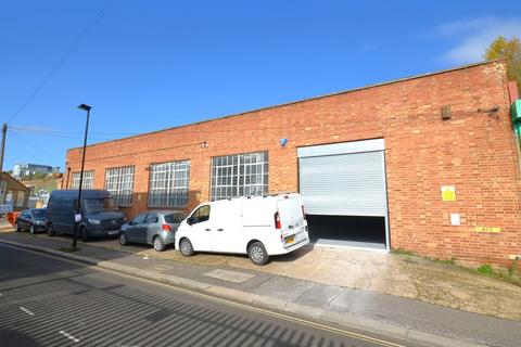 Warehouse to rent - Fabrication House - The Ham, Brentford, London