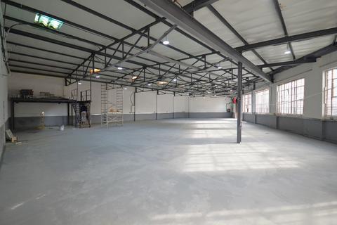 Warehouse to rent - Fabrication House - The Ham, Brentford, London