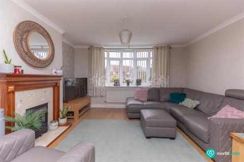 2 Manor Crescent, Brinsworth, Rotherham, S60 5HG