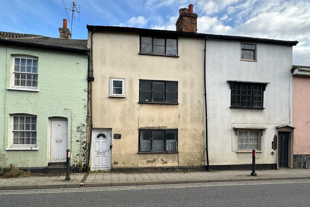 Cross Street, Sudbury 3 bed terraced house £120,000