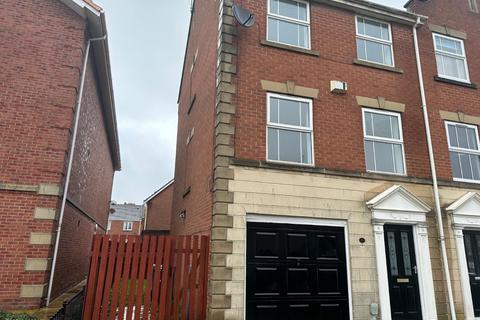 3 bedroom house to rent - Mariners Close, Victoria Dock, Hull, East Yorkshire, HU9