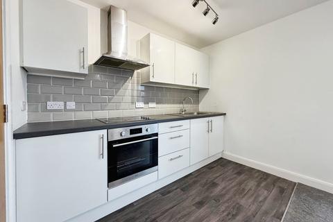 2 bedroom flat to rent, Skinner Lane, Leeds, West Yorkshire, UK, LS7