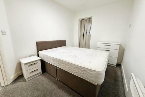 2 bedroom flat to rent, Skinner Lane, Leeds, West Yorkshire, UK, LS7