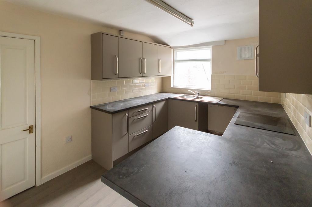 Load street Bewdley 2 bed apartment to rent £695 pcm (£160 pw)