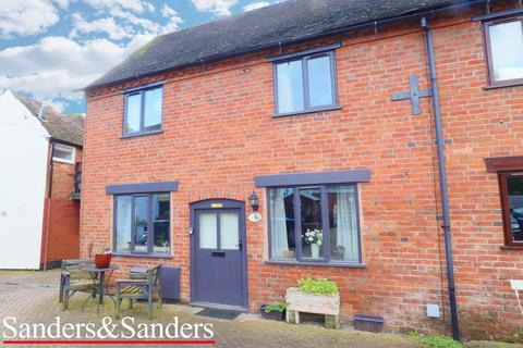 3 bedroom end of terrace house for sale, Swan Cottages, Swan Court, Swan Street, Alcester, B49