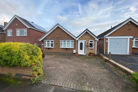 3 bedroom detached bungalow for sale, Field Rise, Littleover