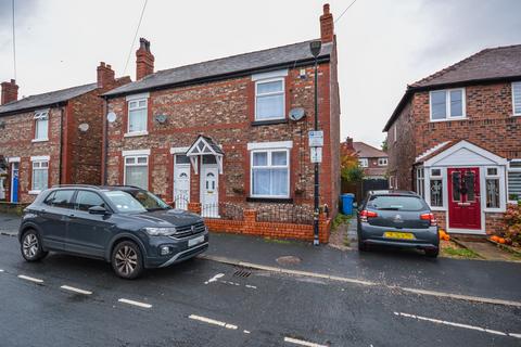 2 bedroom semi-detached house to rent, Brunswick Road, Altrincham