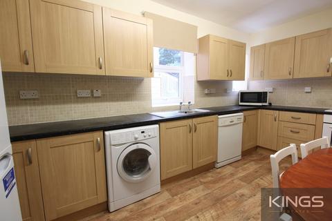 7 bedroom terraced house to rent, Shakespeare Avenue, Southampton