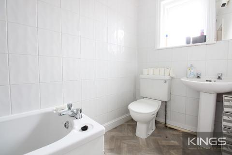 3 bedroom flat to rent, Portswood Road