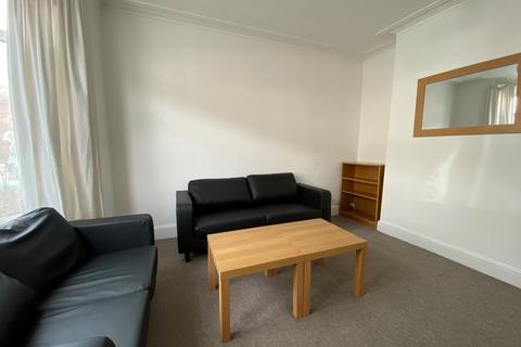undefined, Livingstone Road