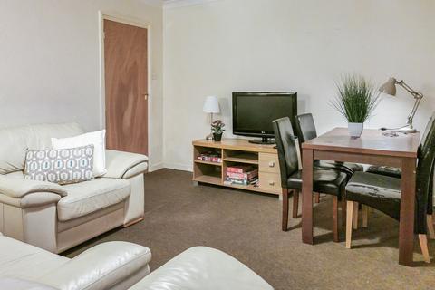 5 bedroom semi-detached house to rent, Mayfield Road