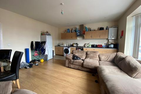 4 bedroom flat to rent, Portswood Road