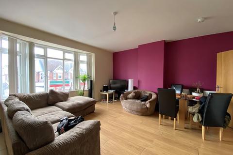 4 bedroom flat to rent, Portswood Road