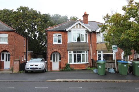 4 bedroom end of terrace house to rent, Sirdar Road , Southampton