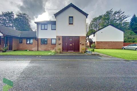 22 Bowling Green Close, Darwen, BB3 2QZ