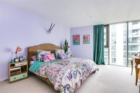 2 bedroom flat for sale - Eastfields Avenue, London